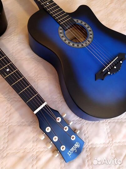 Гитара акустическая