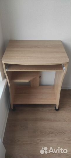 Компьютерный стол (новый) 60х50х80