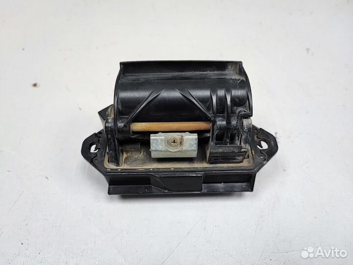 Ручка крышки багажника toyota land cruiser prado