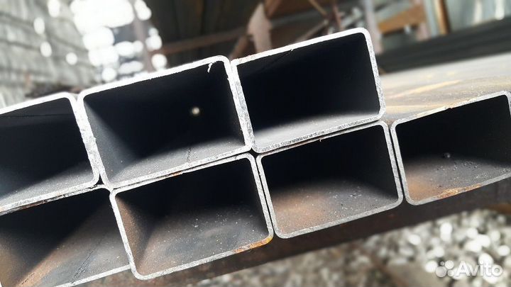 Профильная труба 80х40х3