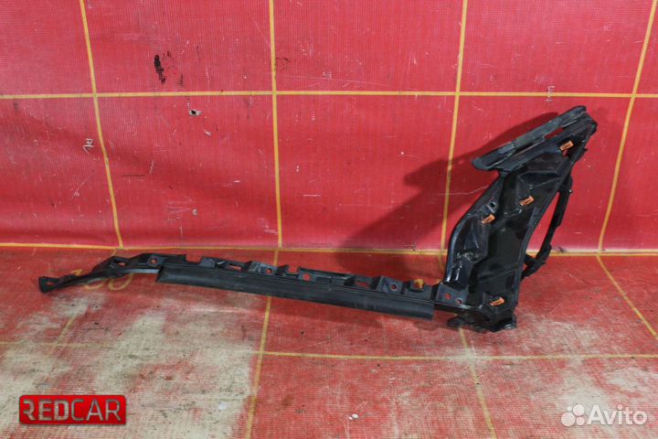 Кронштейн крепления фары лев Toyota Land Cruiser P