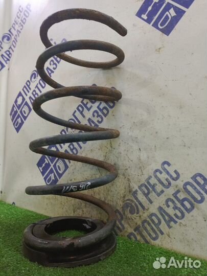 Пружина подвески задняя правая Hyundai Terracan