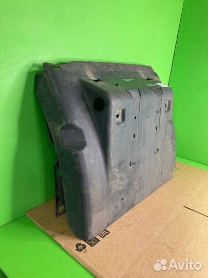 Крыло RVI premium