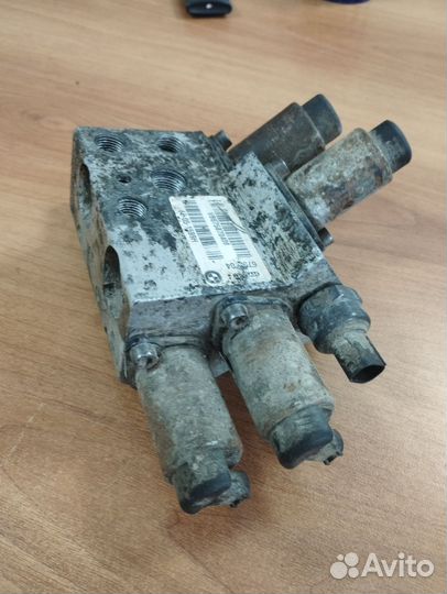 Блок управления подвеской вмw 7 E65 бмв 7 Е65 Е66