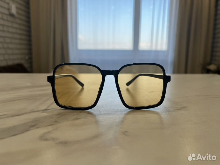 Солнцезащитные очки новые