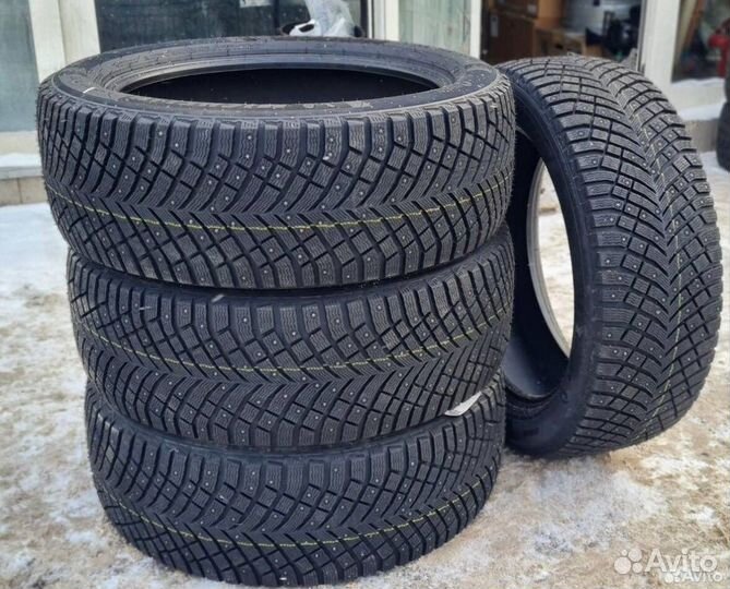 Michelin X-Ice North 4 SUV 275/50 R22 115T