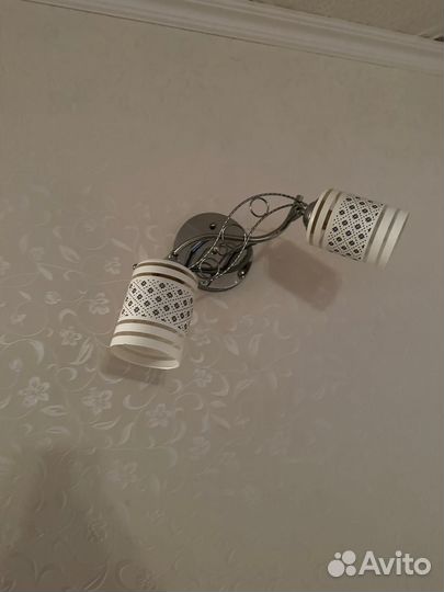 Продам 3 светильника бу