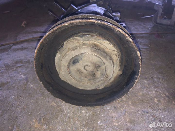 Компрессор кондиционера Toyota Vista SV55 3S-FE