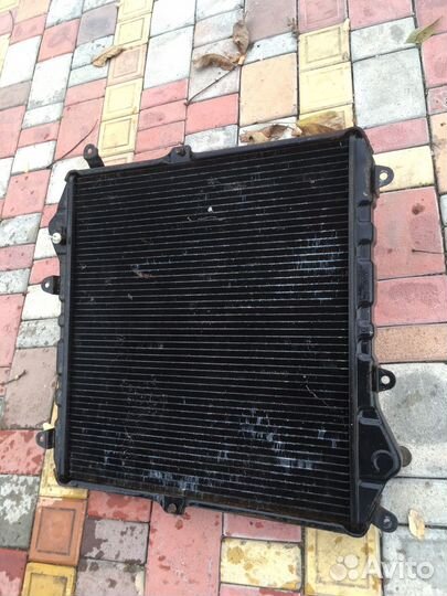Toyota Hiace 1999 KZH106 1KZ радиатор двигателя