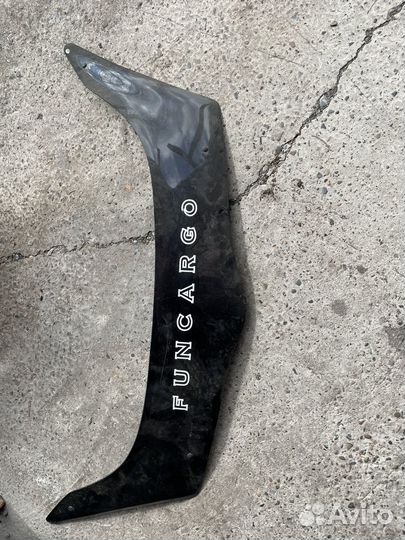 Мухобойка (дефлектор капота) Toyota Funcargo 2001