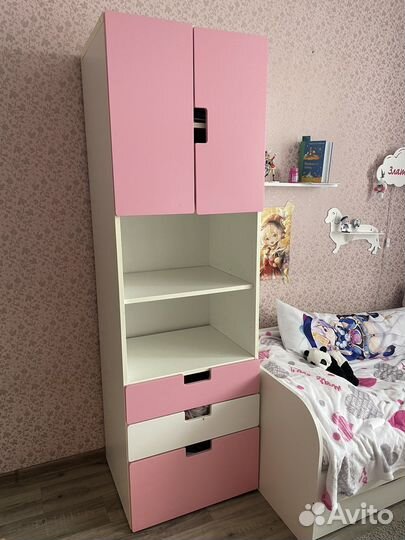 Шкаф икеа стува бело-розовый