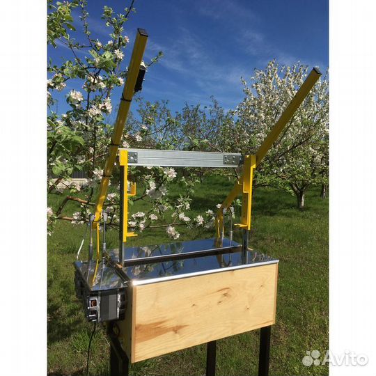 Станок для распечатки сотовых рамок с подставкой