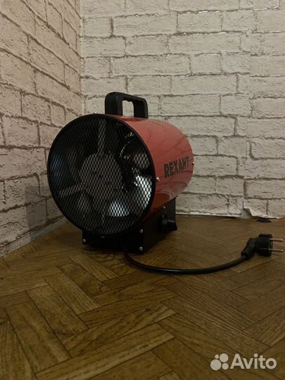 Тепловая пушка новая