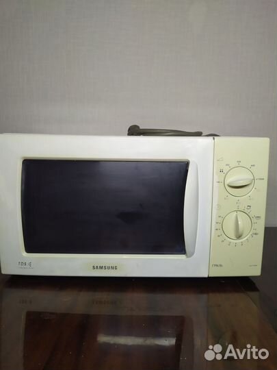 Микроволновая печь Samsung G2719NR с грилем бу