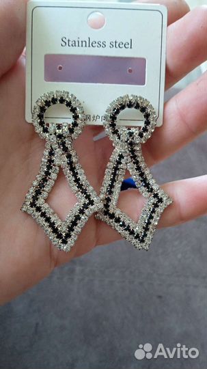 Серьги бижутерия