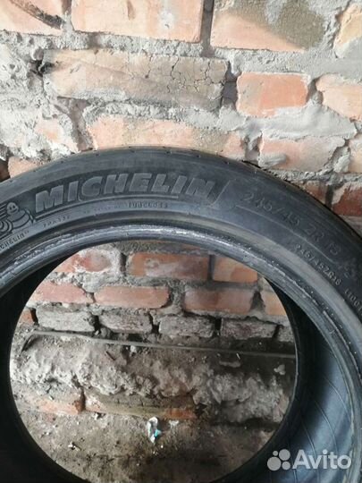 Michelin Pilot Sport 4 245/45 R18 100Y