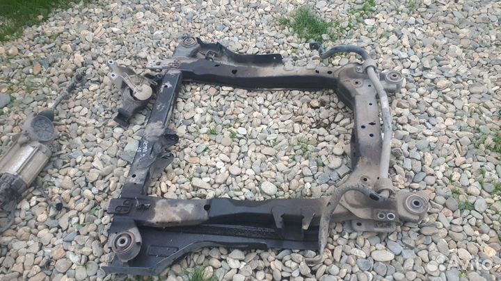 Подрамник Opel Astra J 5D