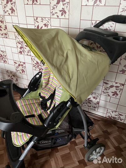 Прогулочная коляска