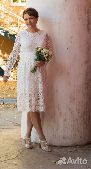 Платье белое женское