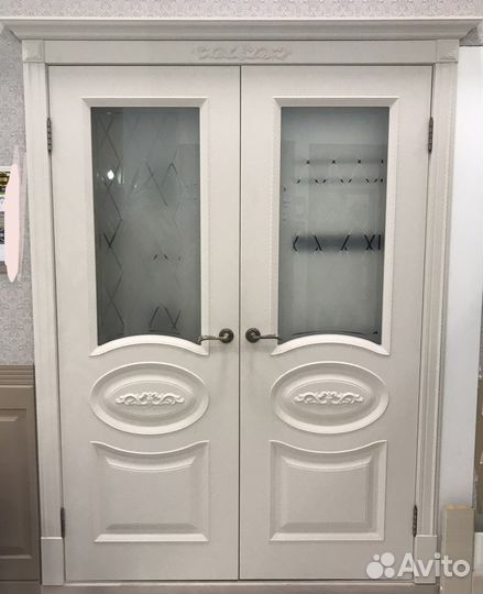 Дверь распашная двустворчитая 70*200