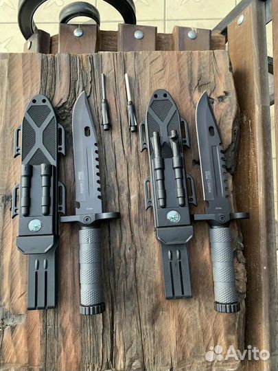 Нож охотничий с прорезиненной рукояткой