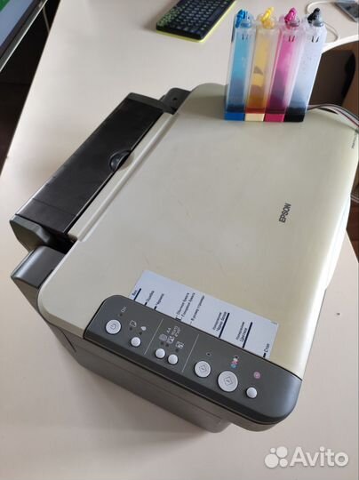 Цветной принтер epson с снпч