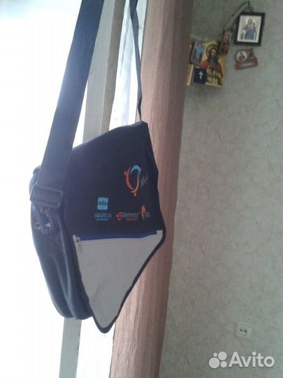 Портфель для ноутбука