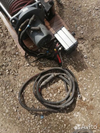 Лебедка 24 в