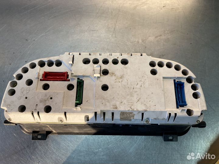 Щиток приборов renault laguna 1