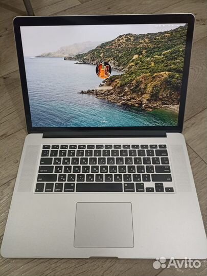 Apple MacBook Pro 15 2016 Radeon R9