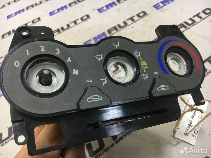 Блок управления отопителем Хендай Акцент 2