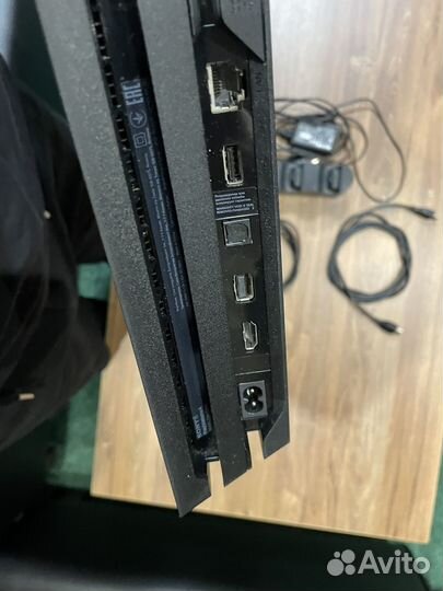 Sony PS4 pro 500gb ssd