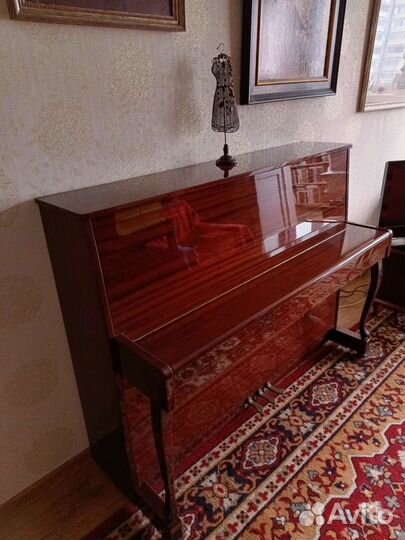 Пианино немецкое 1986г. 110см