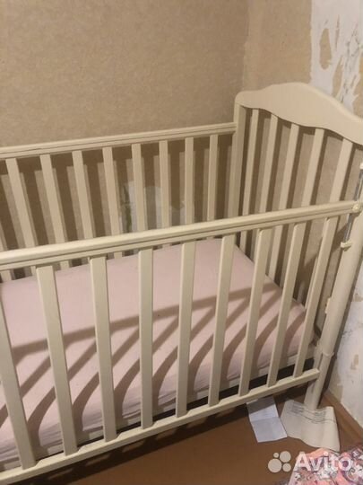 Детская кроватка