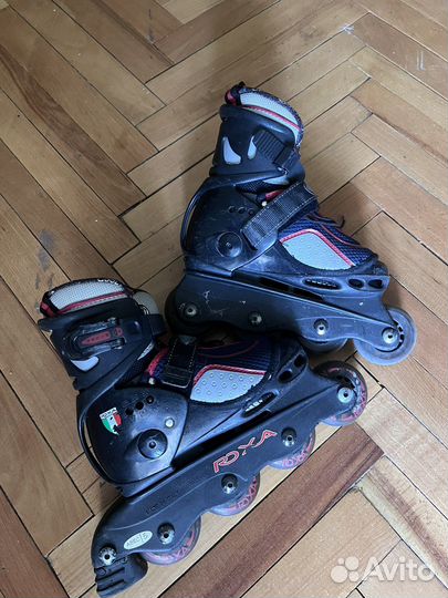 Роликовые коньки