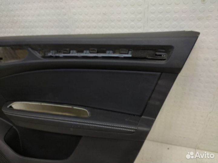 Обшивка двери передняя правая Renault Arkana 2018