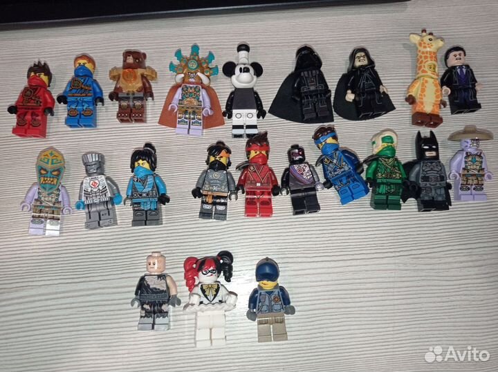 Lego минифигурки
