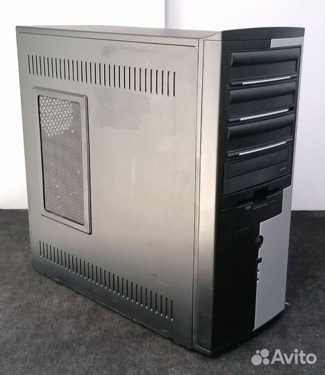 Настольный компьютер Intel Pentium 4