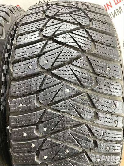 Goodyear Ultragrip 600 215/55 R16 93M