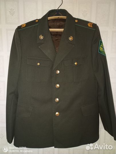 Военный пограничный китель
