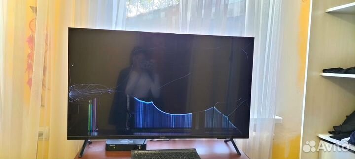 Телевизор smart tv Philips