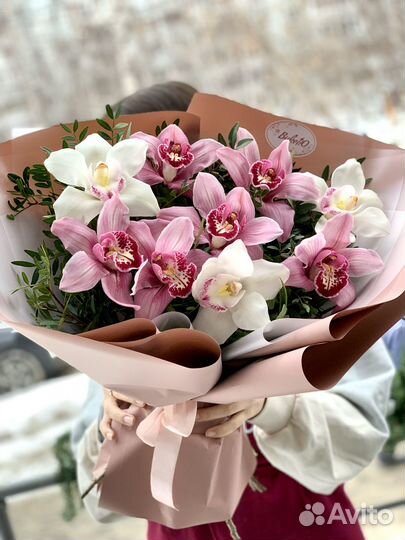 Букет гигант, из хризантем из роз с доставкой