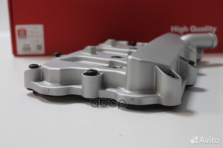 Клапанная крышка Audi A6 A7 Q7 06E103472N