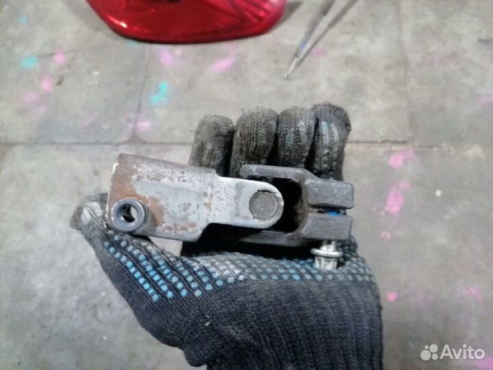 Кардан рулевой Opel Corsa D