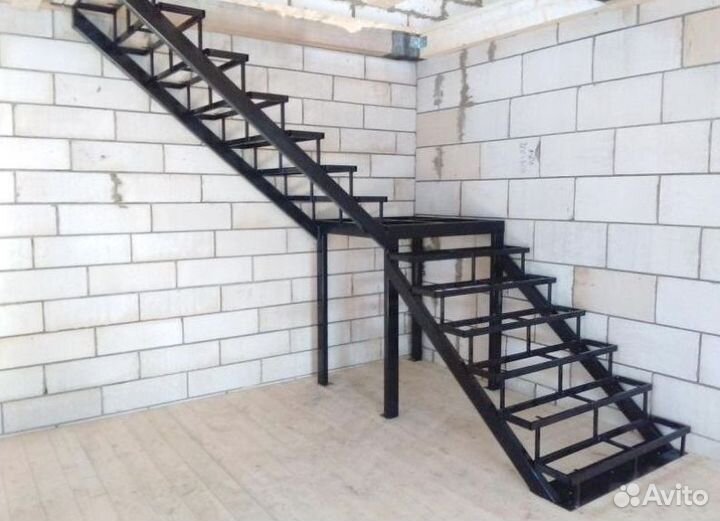 Стильные лестницы и перила loft