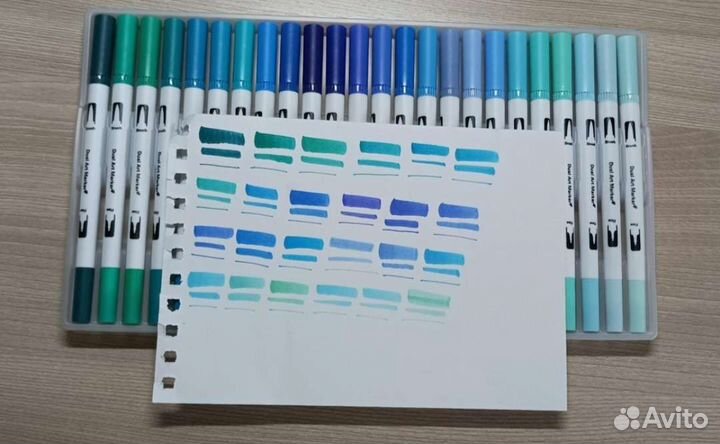 Набор художественных маркеров