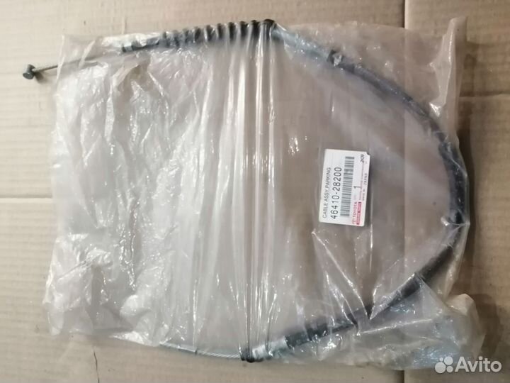 Трос стояночного тормоза Toyota 4641028200