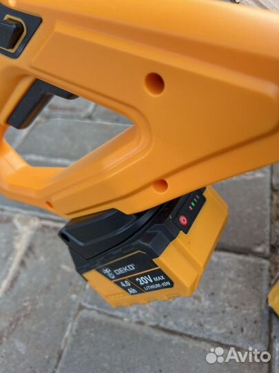 Снегоуборщик аккумуляторный deko