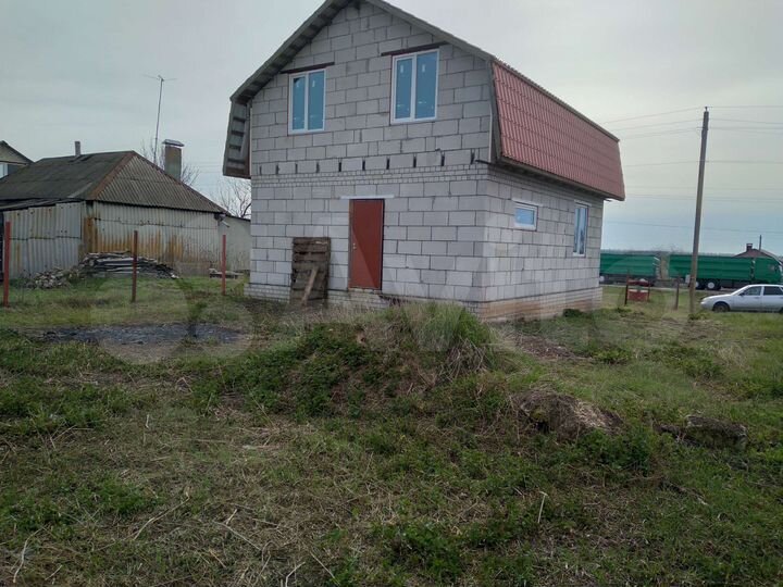 Дом 100 м² на участке 15 сот.