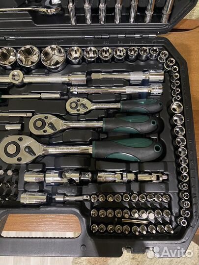 Набор инструментов для авто 219 предметов